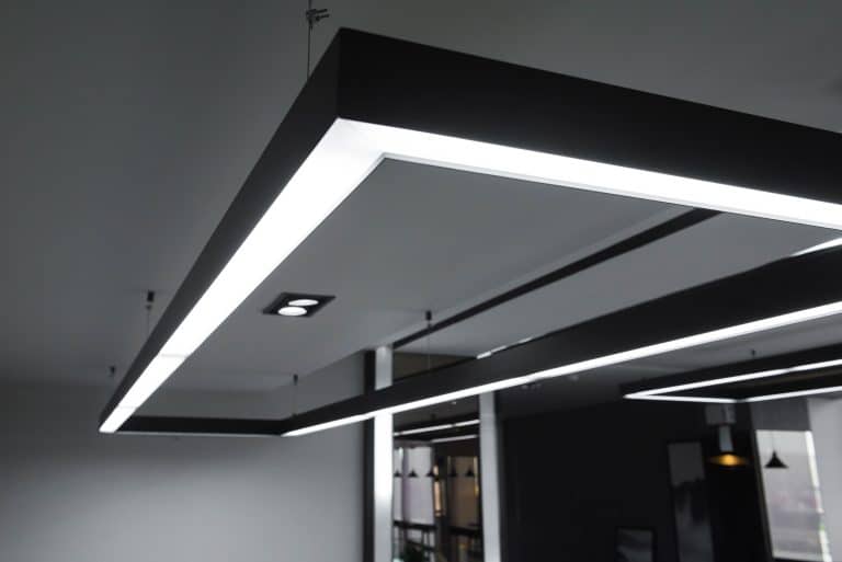 ceiling lighting